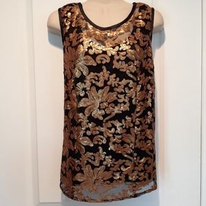 *SOLD* Gorgeous black & gold sequin top